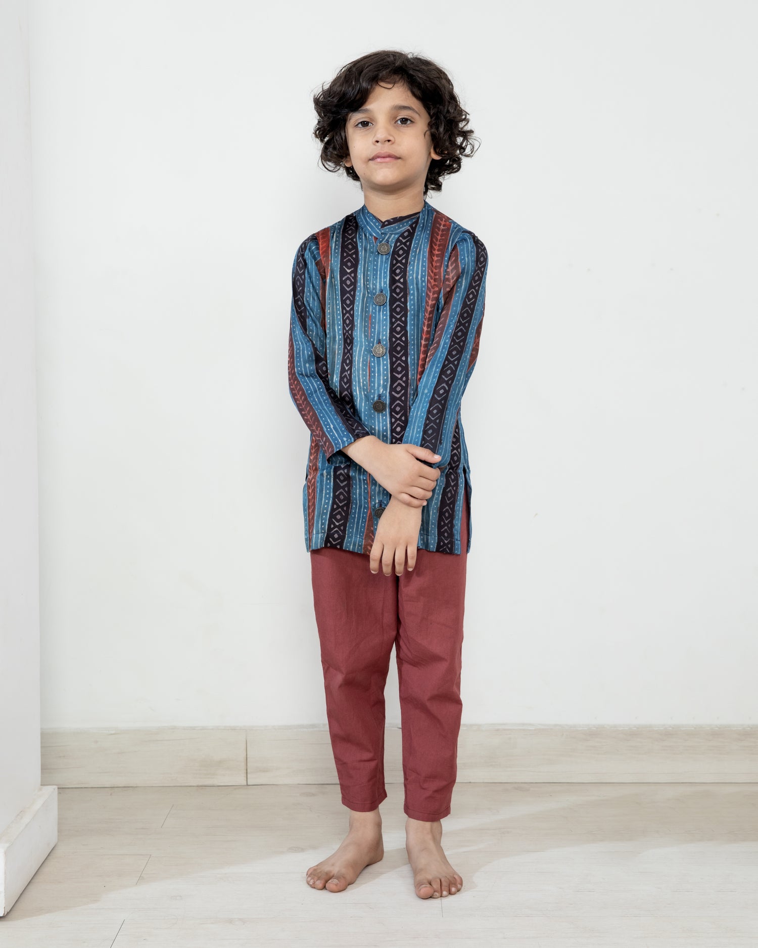 Neel Laal Sikka Kurta Set