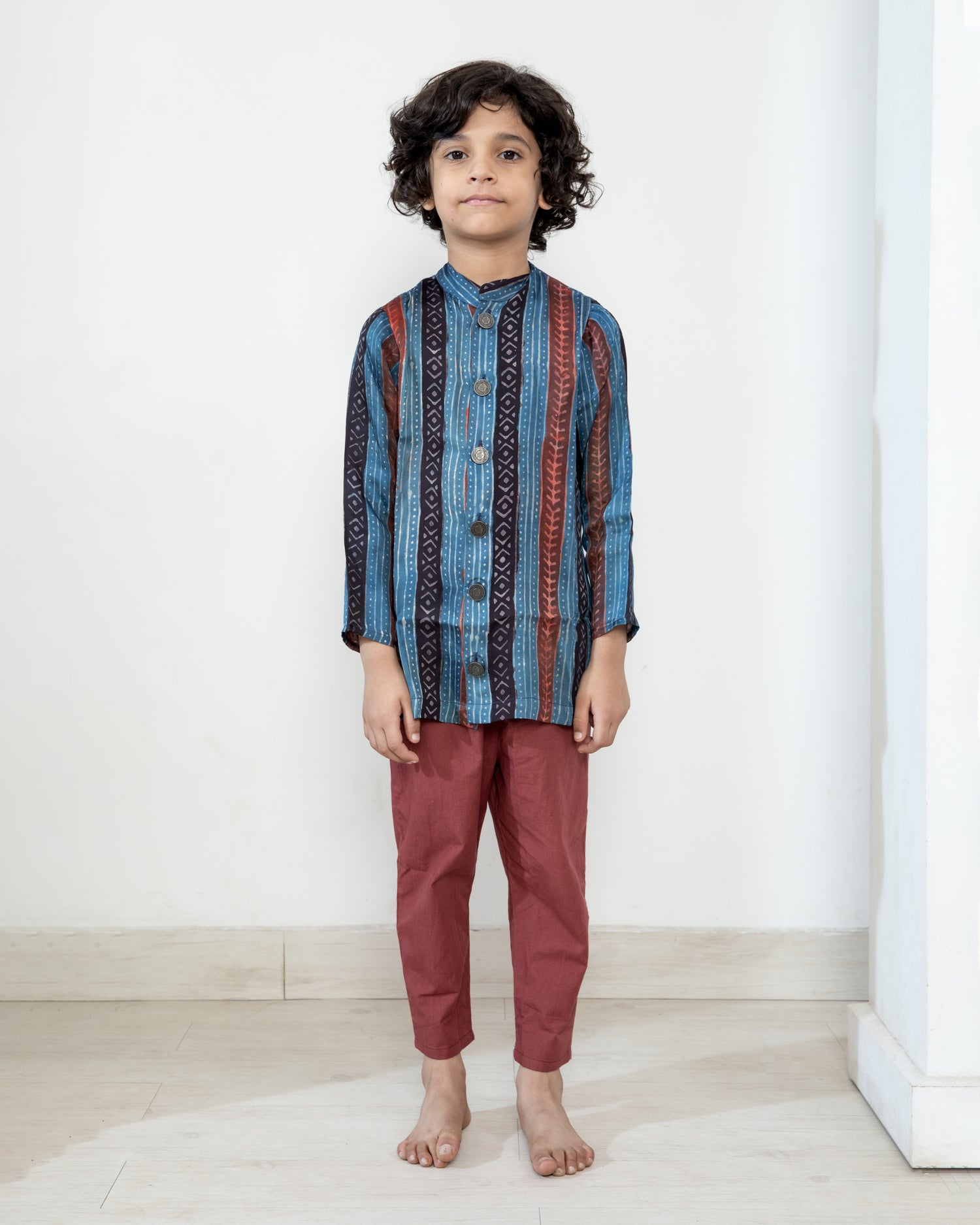 Neel Laal Sikka Kurta Set