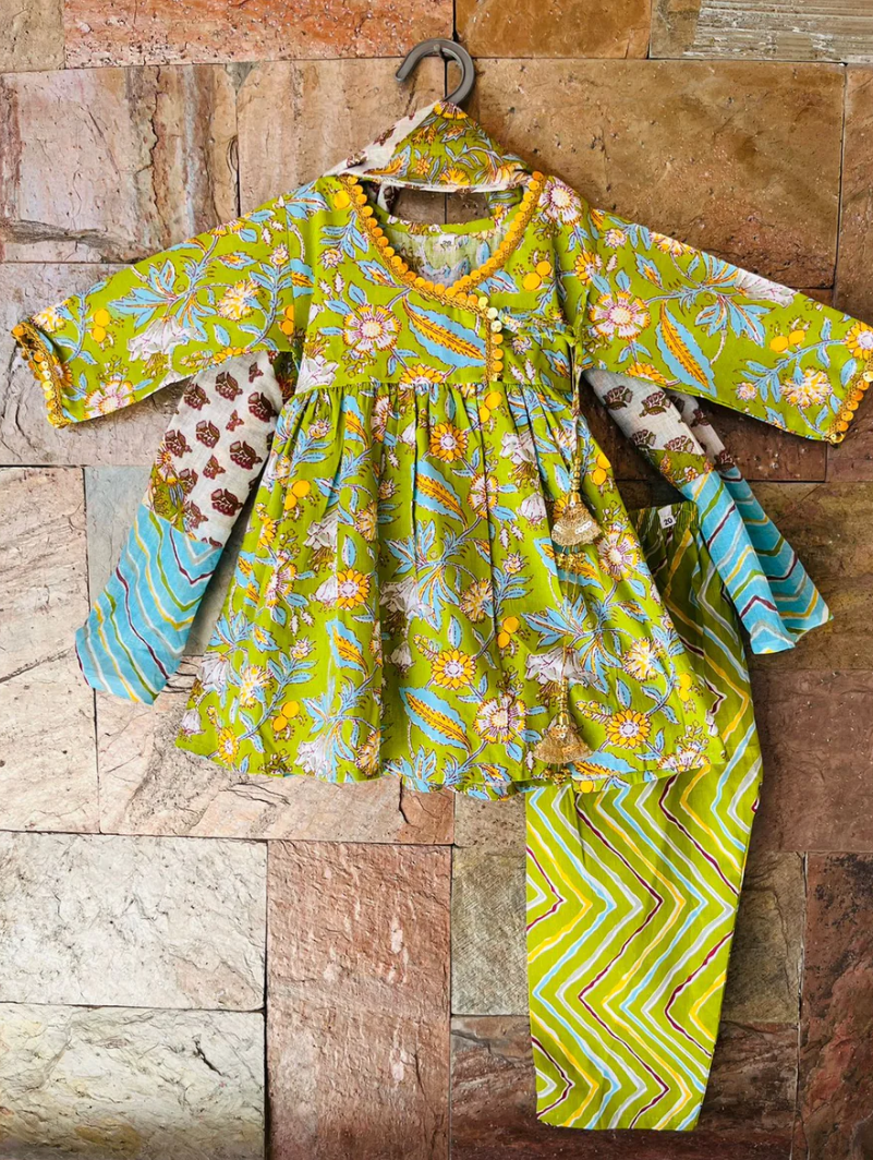 हैंड ब्लॉक प्रिंटेड अनारकली सूट सेट