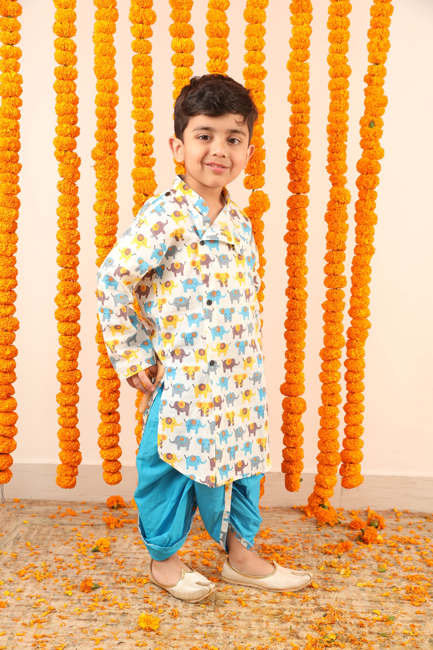 लड़कों के लिए हैंड ब्लॉक प्रिंटेड धोती कुर्ता