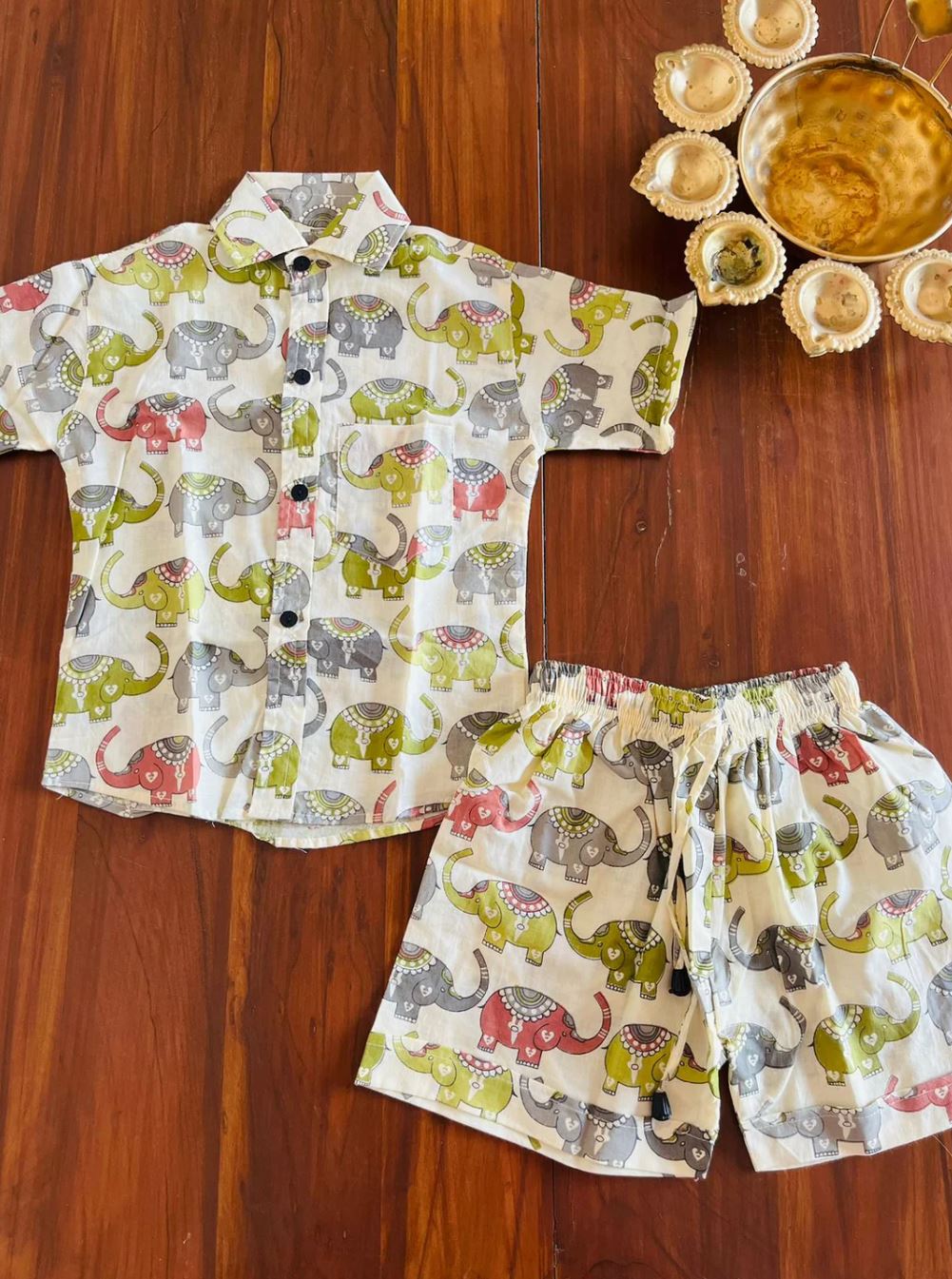 हैंड ब्लॉक प्रिंटेड यूनिसेक्स कैज़ुअल को-ऑर्ड सेट