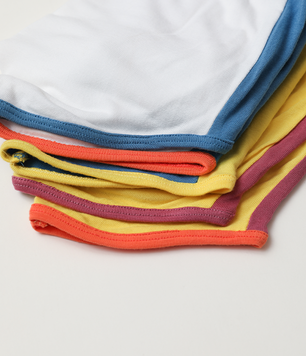 प्ले शॉर्ट्स